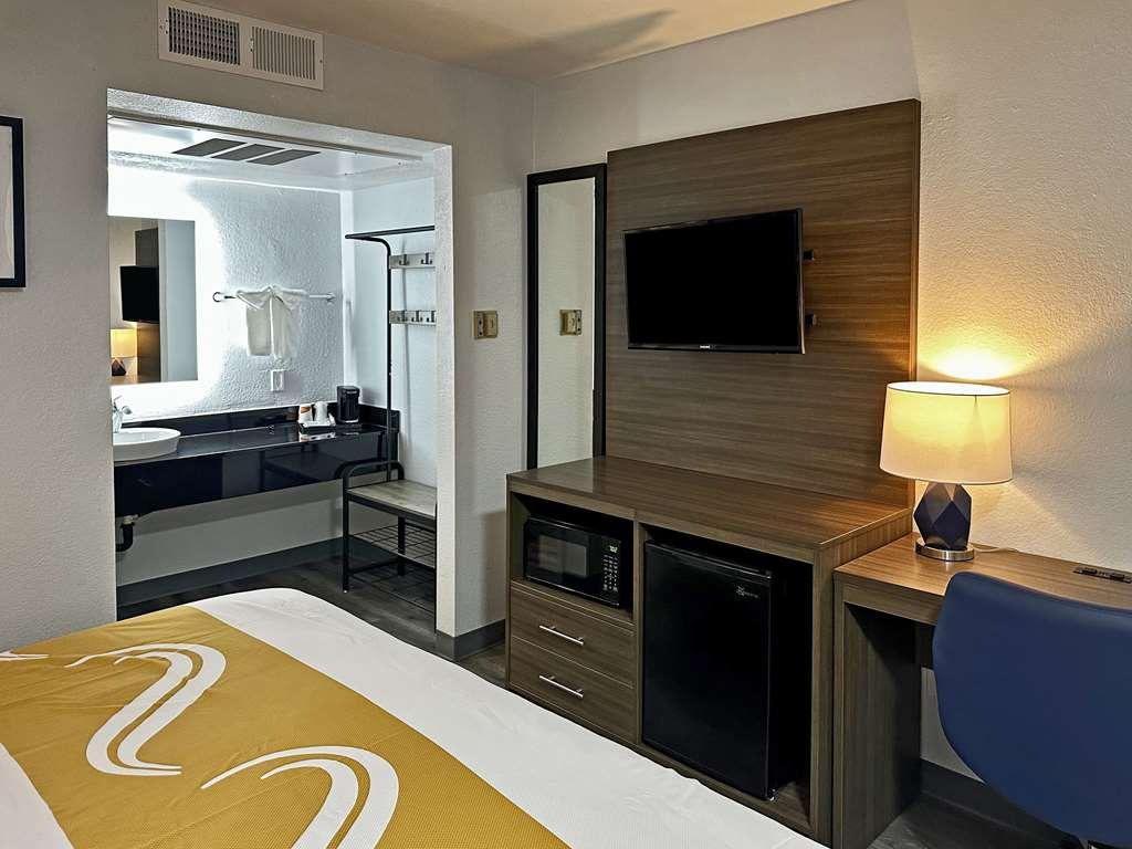 Quality Inn Santa Fe New Mexico 部屋 写真