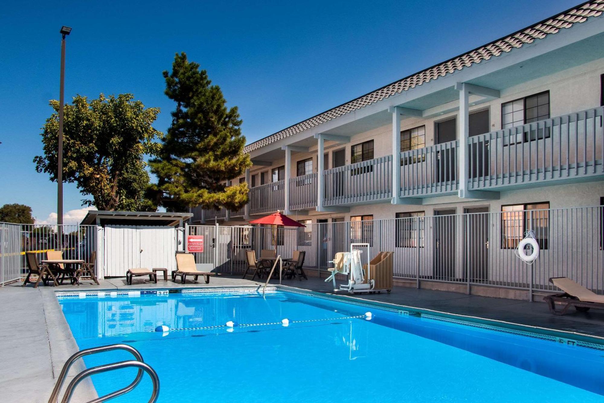 Quality Inn Santa Fe New Mexico エクステリア 写真